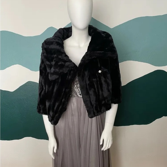 TOGETHER - faux fur crapped jacket - Size 14 - Picture 6 of 7